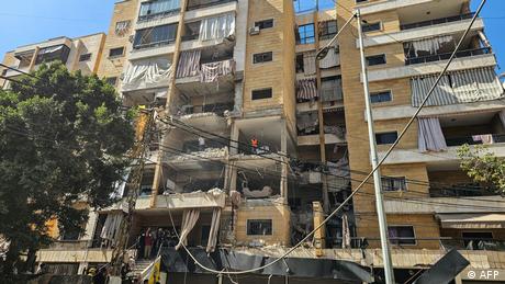 Neue Angriffe: Israel bombardiert Vororte von Beirut