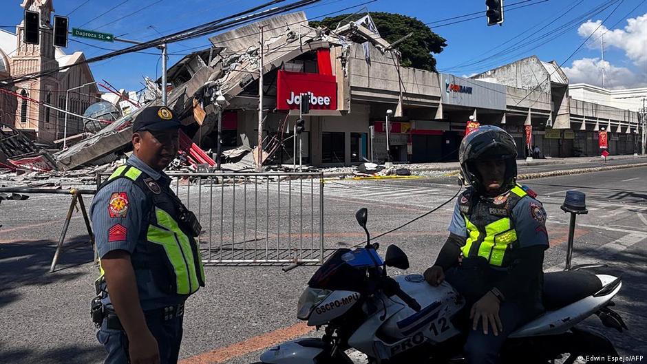 Filippinlərdə 7,8 balğı zəlzələdən sonra tsunami həyəcanı ləğv edildi