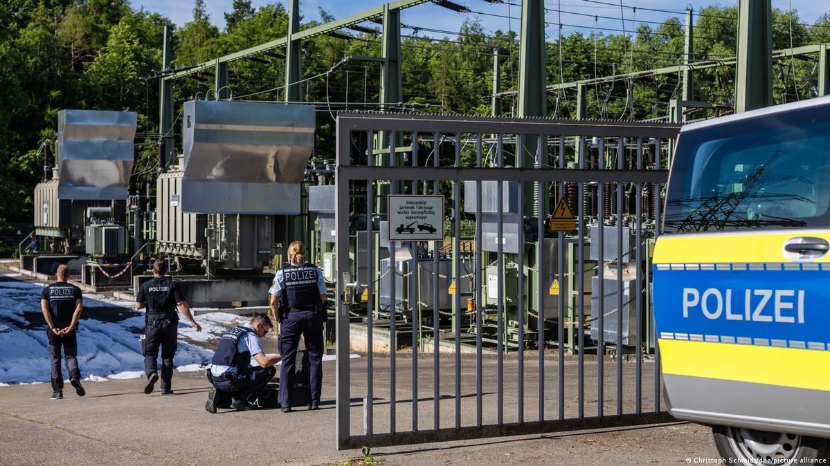 Germany news: Arson suspected in large-scale power outage