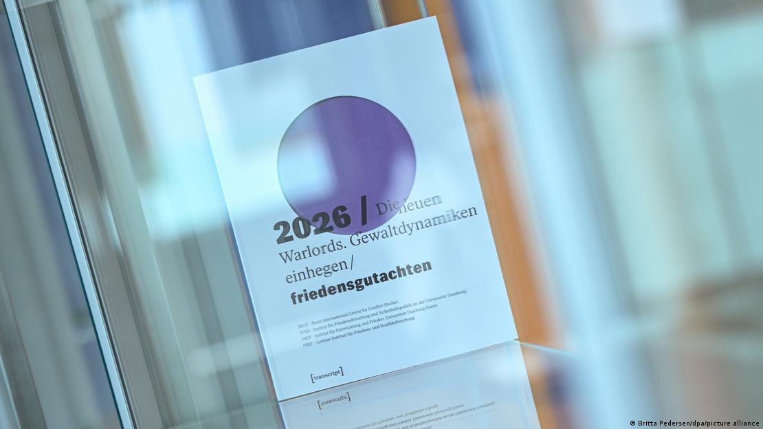 Tapa del Informe sobre la Paz 2026: "Los nuevos señores de la guerra. Cómo contener la dinámica de la violencia" 