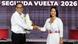 Keiko Fujimori y Roberto Sánchez se dan la mano tras debate televisado.