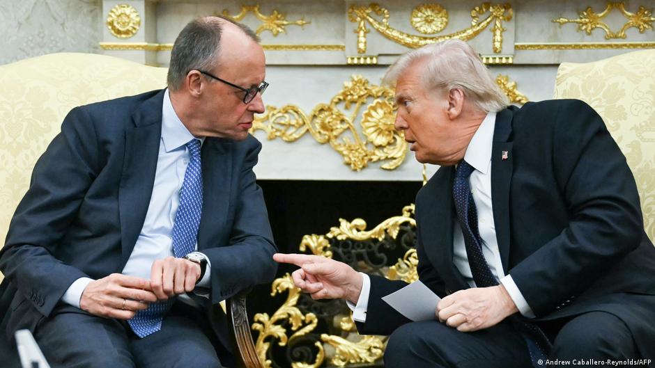 Мерц отложил телефонный разговор с Трампом