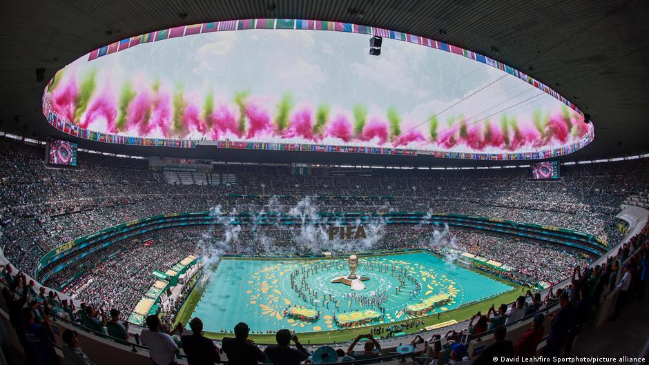 World Cup kicks off in Mexico City
