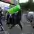 Manifestantes se enfrentan a agentes de policía durante una protesta el día del partido inaugural de la Copa Mundial de la FIFA 2026, cerca del Estadio Ciudad de México. (11.06.2026)