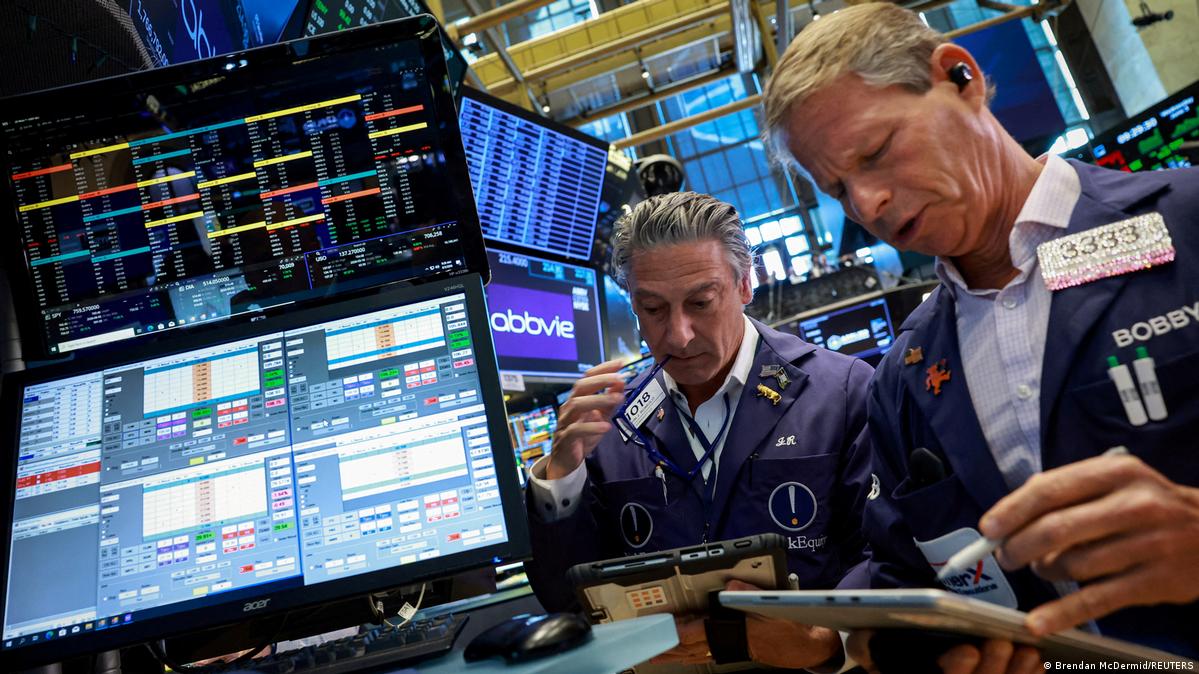 US Debt Tops $40T, Ending Era of Cheap Borrowing