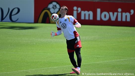 Manuel Neuer fit to join Germany in first World Cup match