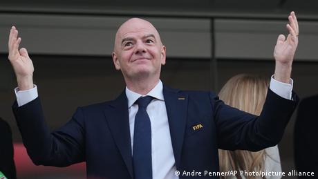 FIFA stoppt Investorenpläne nach massivem Widerstand