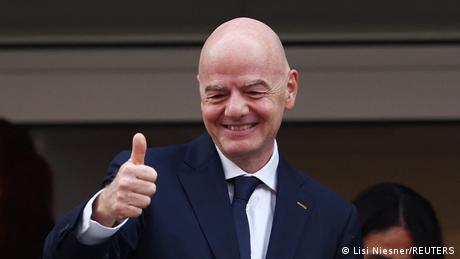 Private Investoren für die WM: Geht die FIFA zu weit?
