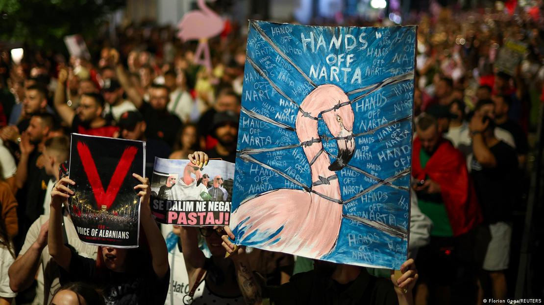 Pamje nga protestat kundër projekteve në zonën Pishë Poro–Nartë