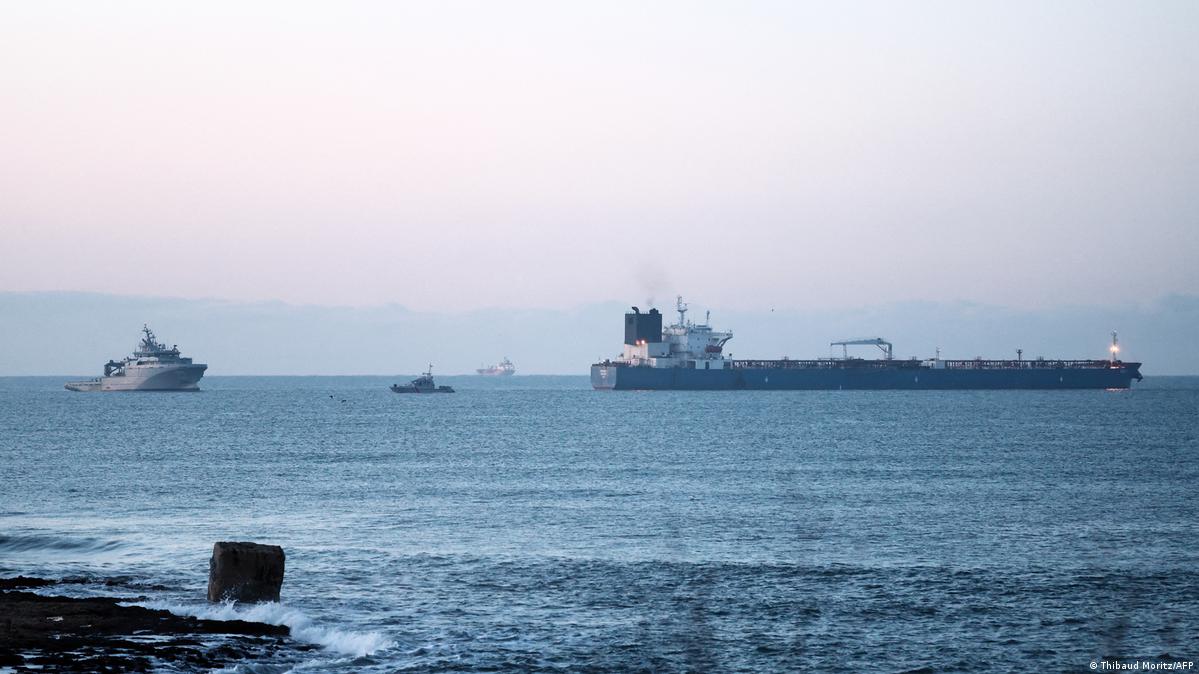 U.S. weighs easing sanctions on shadow-fleet tankers