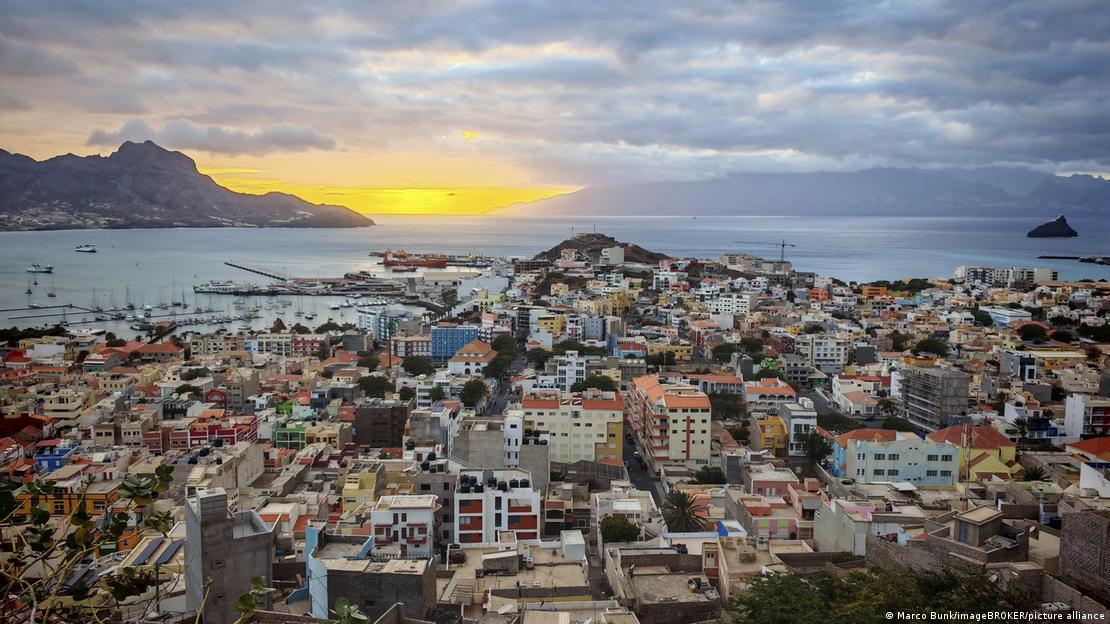 Vista panorâmica de Mindelo 