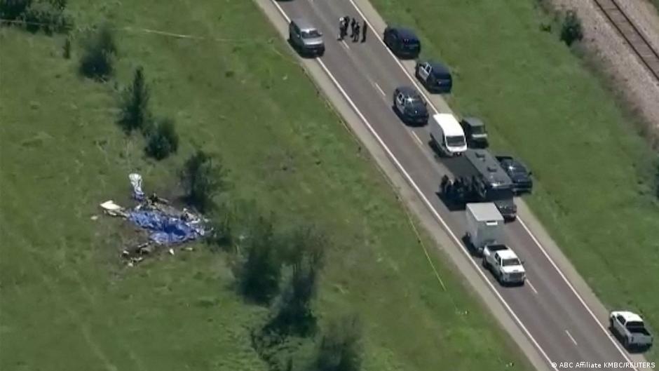 Doce muertos al caer avioneta con paracaidistas en Missouri