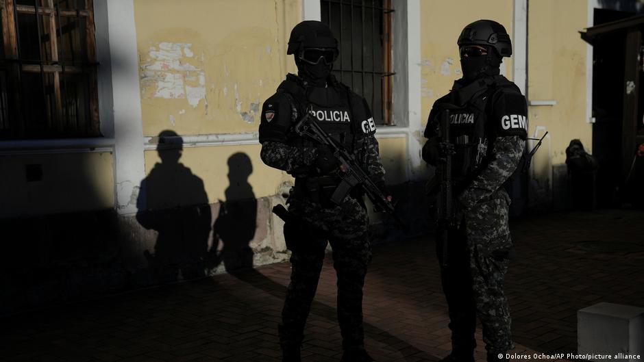 Ecuador permitirá despliegue de militares extranjeros