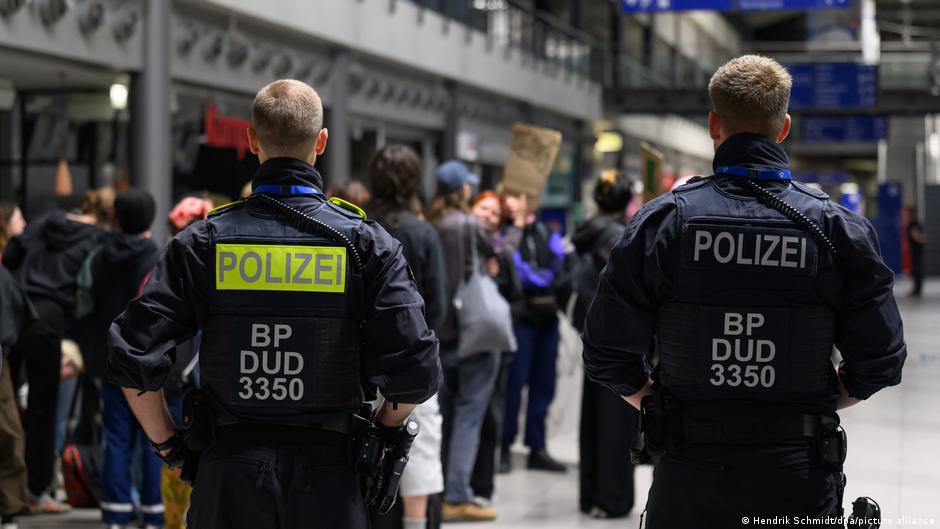 Bundespolizei: Mehr Gewalt trotz sinkender Kriminalität