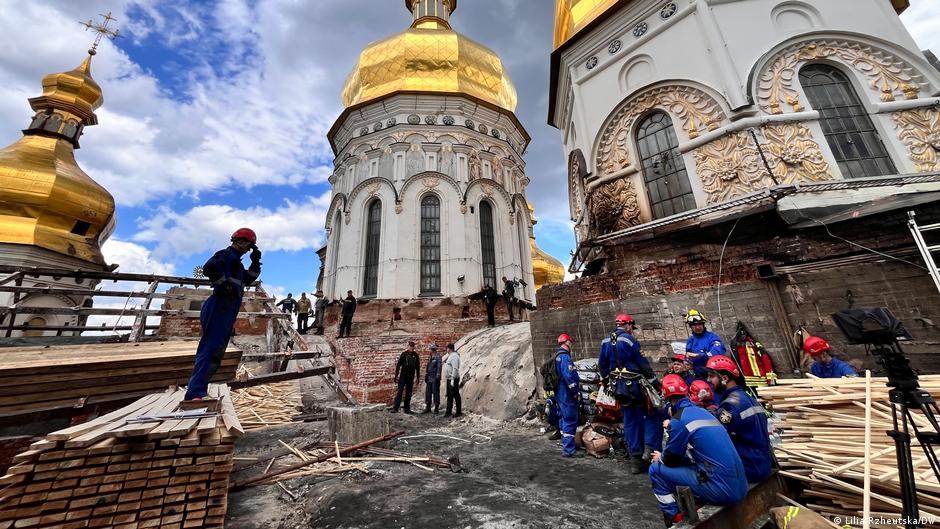 Швейцарія спрямує 740 тис. доларів на відбудову Лаври