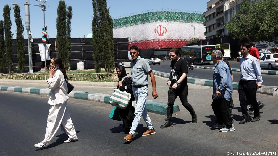 Iran: Život u neizvijesnosti između rata i prekida vatre