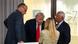 Friedrich Merz, Donald Trump, Giorgia Meloni und António Costa beim G7-Gipfel Friedrich Merz, Donald Trump, Giorgia Meloni und António Costa beim G7-Gipfel