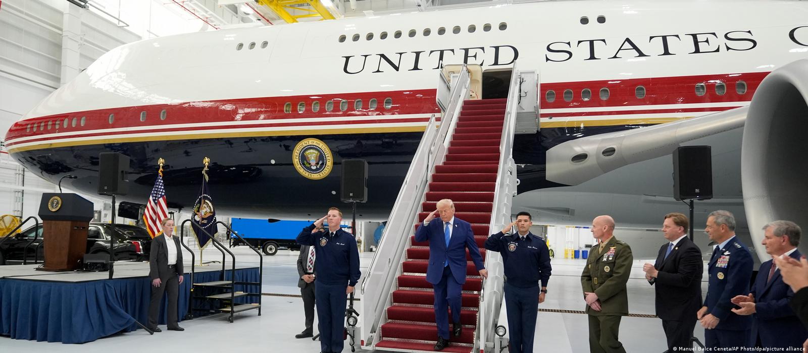 Trump apresenta novo Air Force One bancado pelo Catar