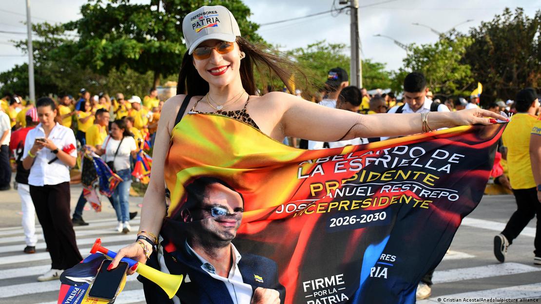 Simpatizantes de De la Espriella celebran su victoria electoral en Barranquilla (21.06.2026)