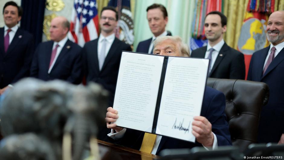 Trump firma nuevas órdenes ejecutivas para impulsar la computación cuántica
