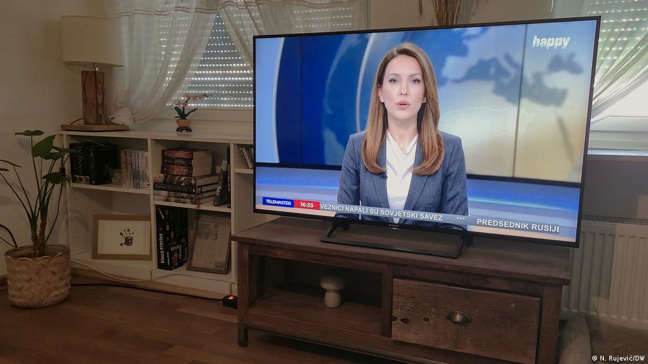 Veštački TV-voditelji – šta to znači za medije u Srbiji?