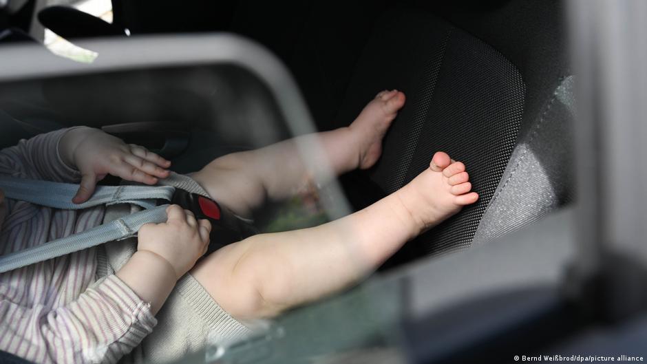 Sindrom zaboravljenog deteta – uzrok smrti u vrelom automobilu