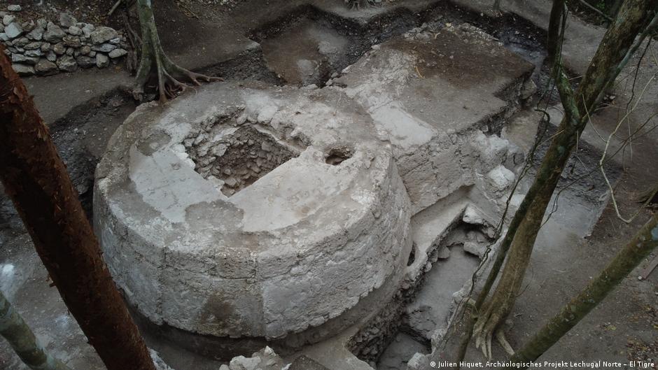 Descubren altar maya que servía para sacrificios humanos en Guatemala