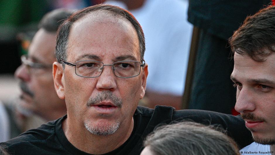 US punishes 5 Cuban companies and family members of Raul Castro