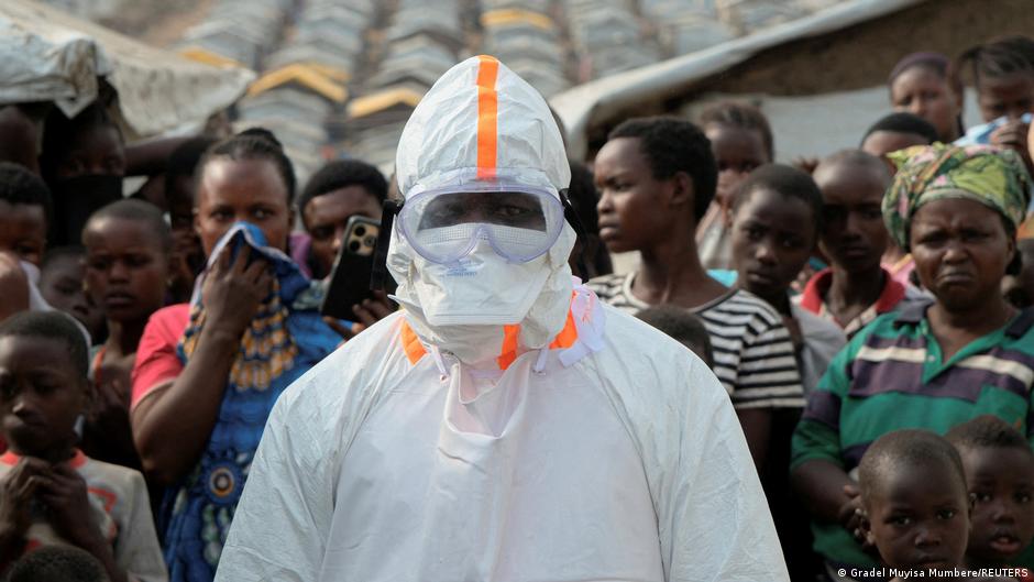Ébola deja ya 360 muertos y 1.274 casos en RD del Congo