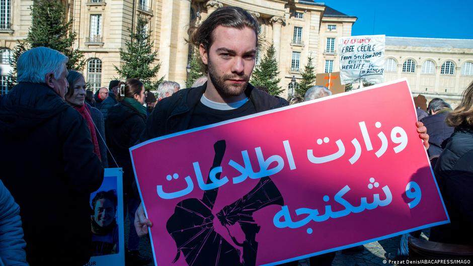 ابعاد شکنجه در ایران؛ "آنچه می‌دانیم، نوک کوه یخ است"