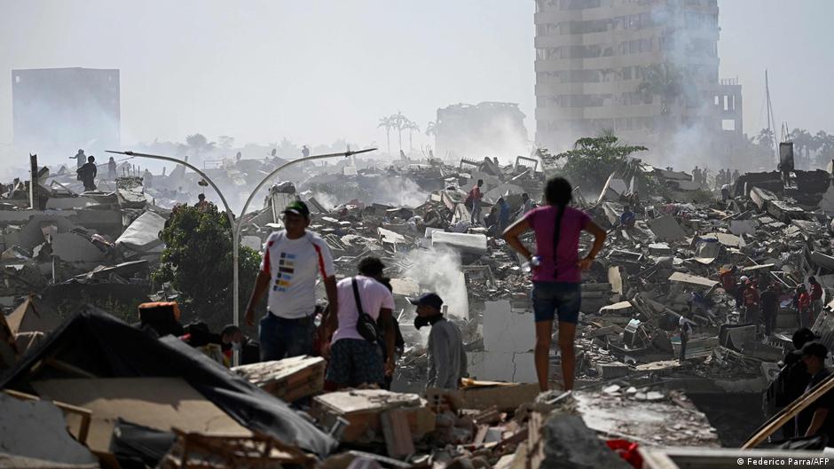 Venezuela depremi: 11 yaşındaki çocuk enkazdan kurtarıldı