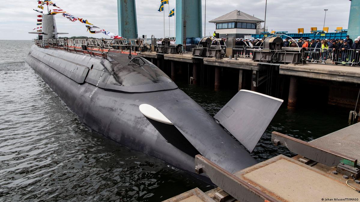 Poland, which currently has only one ageing Russian sub, will be given use of a Swedish vessel until Saab can deliver the new A26s Image: Johan Nilsson/TT/IMAGO