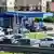 Russland Kaliningrad 2026 | Fahrzeugschlange an einer Surgutneftegas-Tankstelle