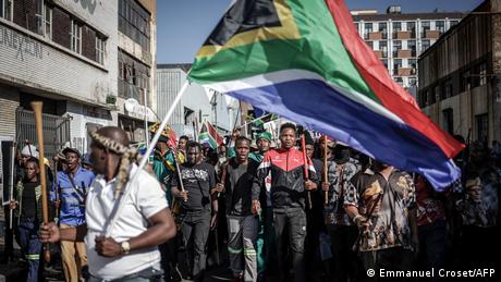 Südafrika: Ausländerhass zwingt Migranten zur Flucht