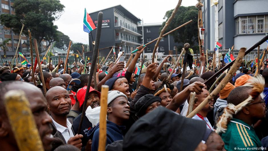 Nigeria potępia śmierć dwóch swoich obywateli podczas protestów w RPA