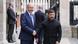Micheal Martin saludando a Volodimir Zelenski, presidente de Ucrania. Micheal Martin saludando a Volodimir Zelenski, presidente de Ucrania.