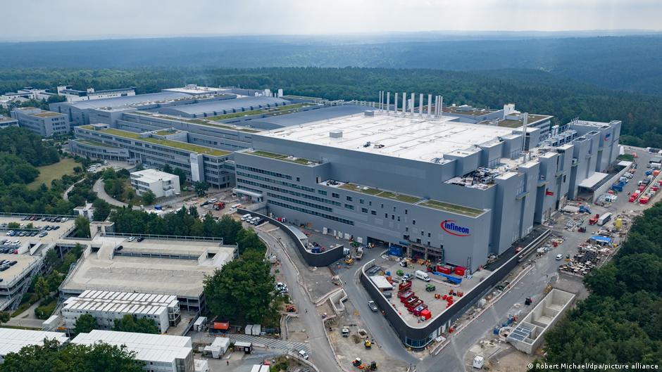 Rekor Sürede İnşa: Infineon'un Dresden'deki Yeni Çip Fabrikası