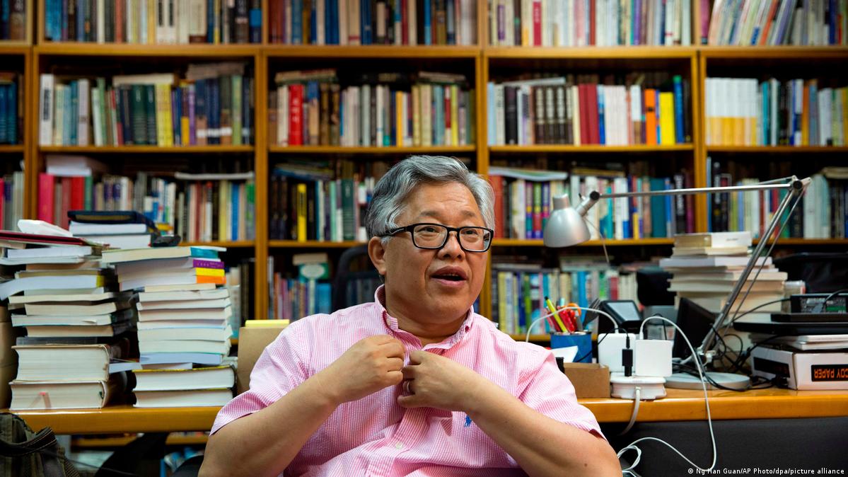Pastor Ezra Jin Mingri