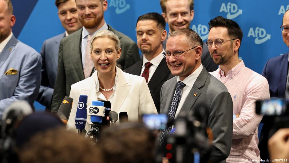 AfD: «Νέο λαϊκό κόμμα» ή διχασμός;