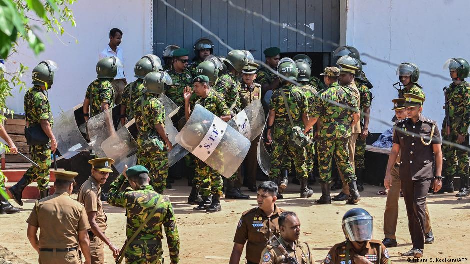 Sri Lanka prison clashes leave dozens dead