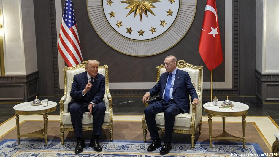 Trump'ın "kalkacak" dediği CAATSA nedir?