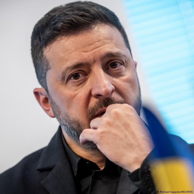 Ukrayna lideri Zelenskiy: Seçim ülkeyi yok eder