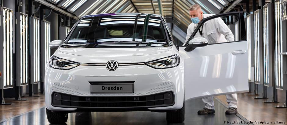 Produção de veículos da VW em Dresden (foto) foi encerrada no final de 2025; outras fábricas na Alemanha podem ter o mesmo destino