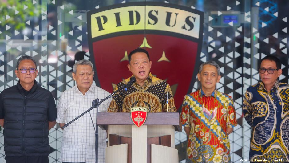 Pengakuan Jampidsus soal Rumah, Brankas Emas, dan Uang Tunai