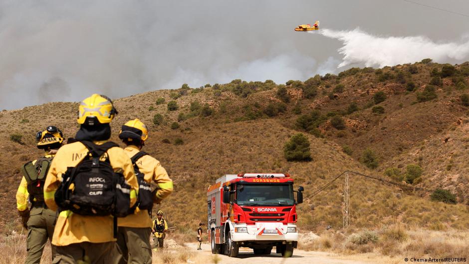 Spain: Wildfire kills several amid heat wave