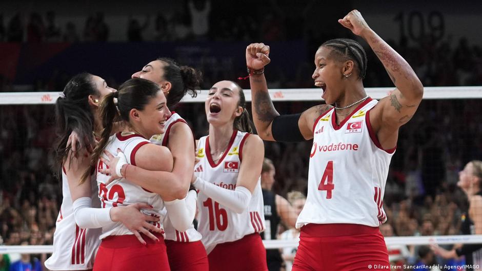 Filenin Sultanları üst üste sekizinci kez VNL finalinde