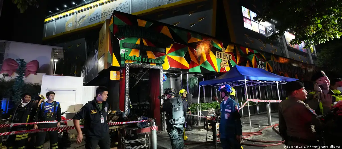 Thailand: Bangkok bar fire leaves dozens dead