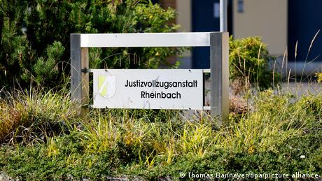 Justizbeamte in NRW sollen Drogen in JVA geschmuggelt haben