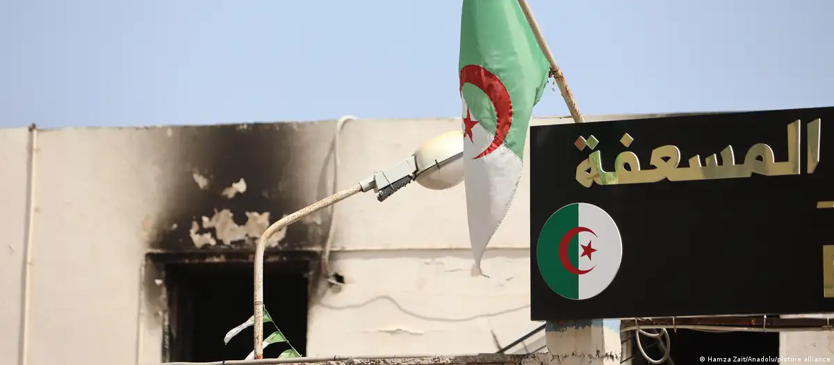 Algeria: Fire at orphanage kills 11, including children