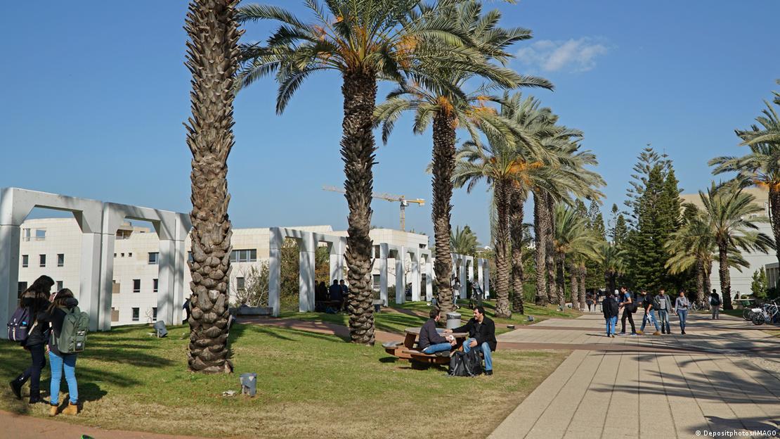 Campus universitario de la ciudad de Tel Aviv. Campus universitario de la ciudad de Tel Aviv.